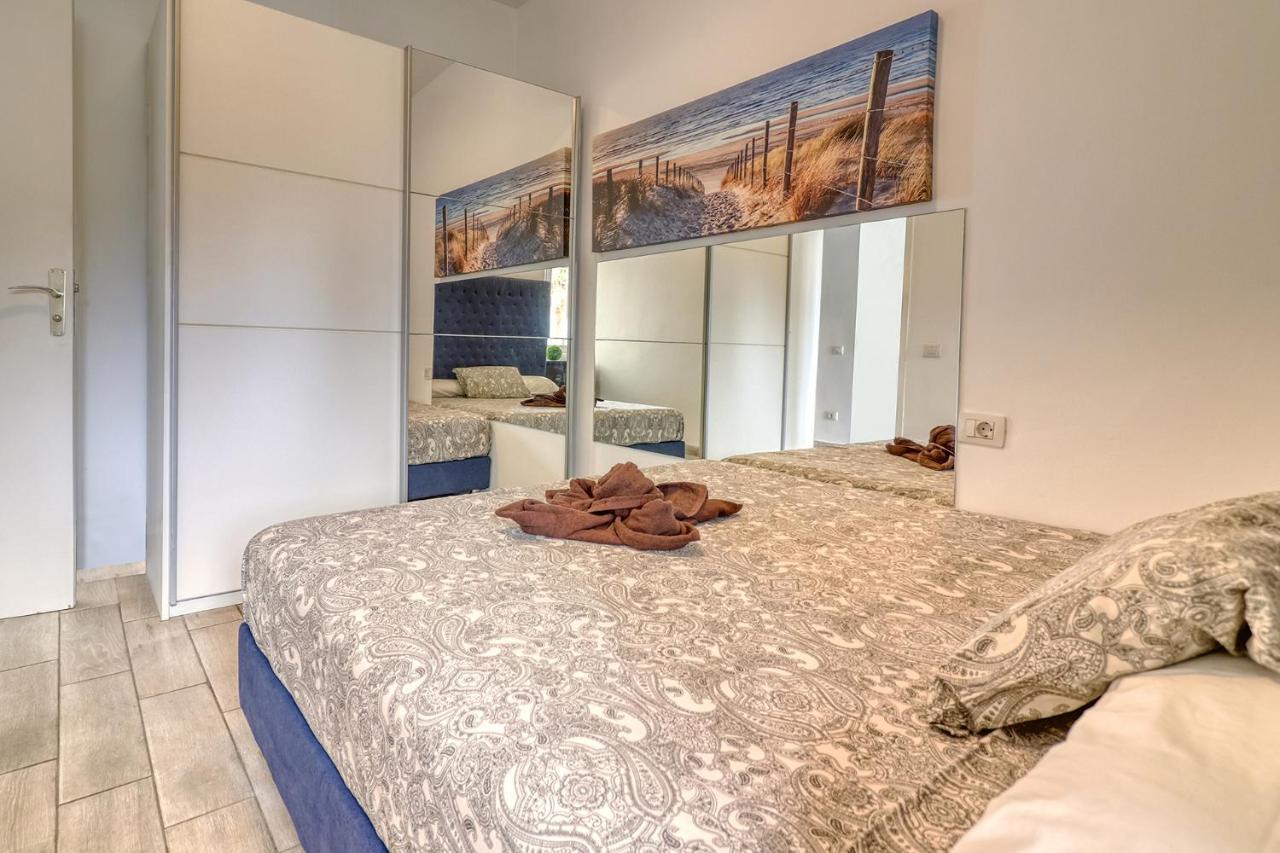 Modern Apartment With An Addictive Terrace View Los Cristianos  Esterno foto